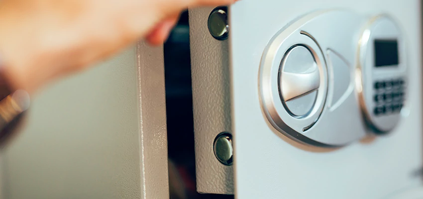 Fingerprint Safe Openers in Fallbrook, CA